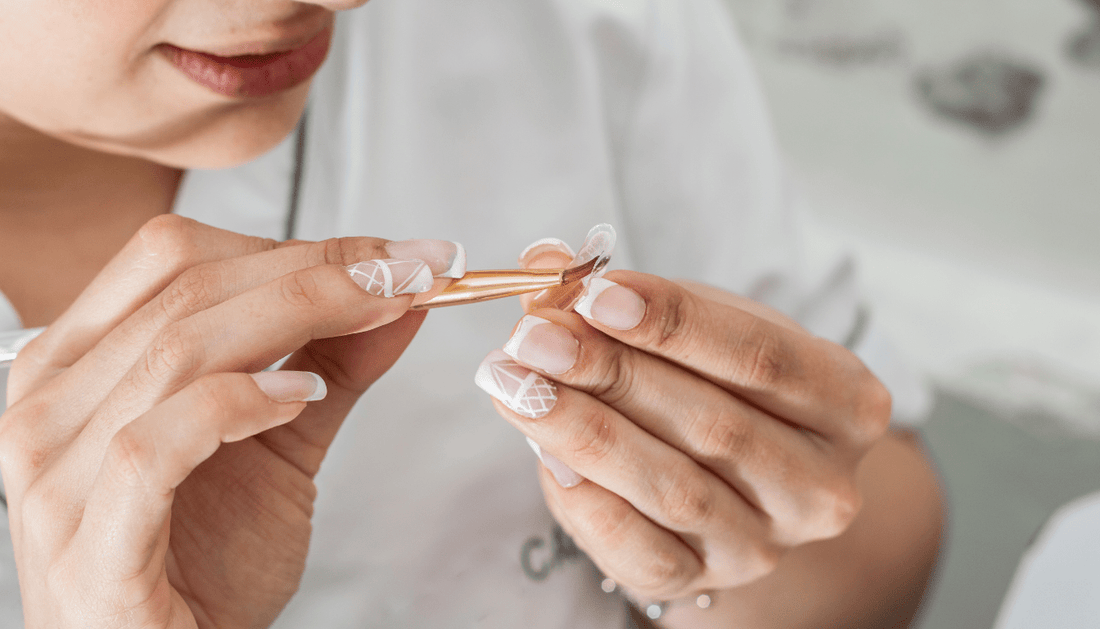 How to Store and Clean Reusable Press-On Nails? - CelestiNail