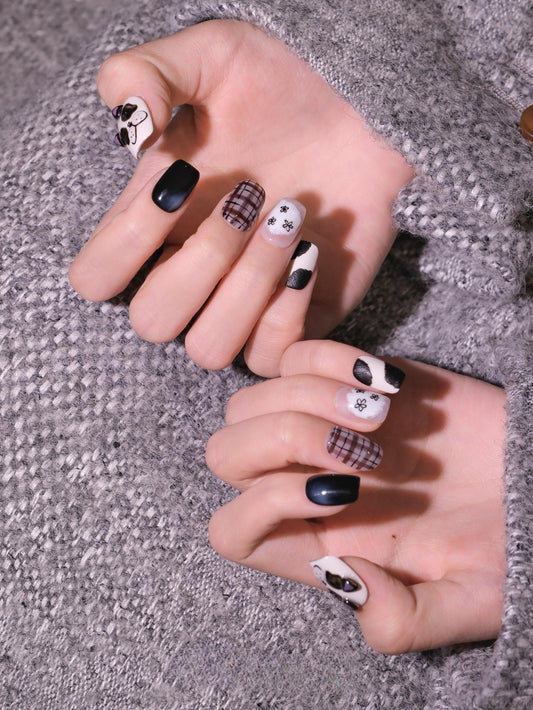 Frenchie Mood - CelestiNail